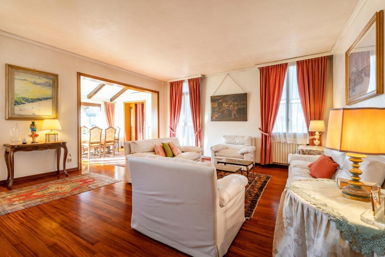 Apartment Palazzo Gradenigo By Wonderful Italy Venedig