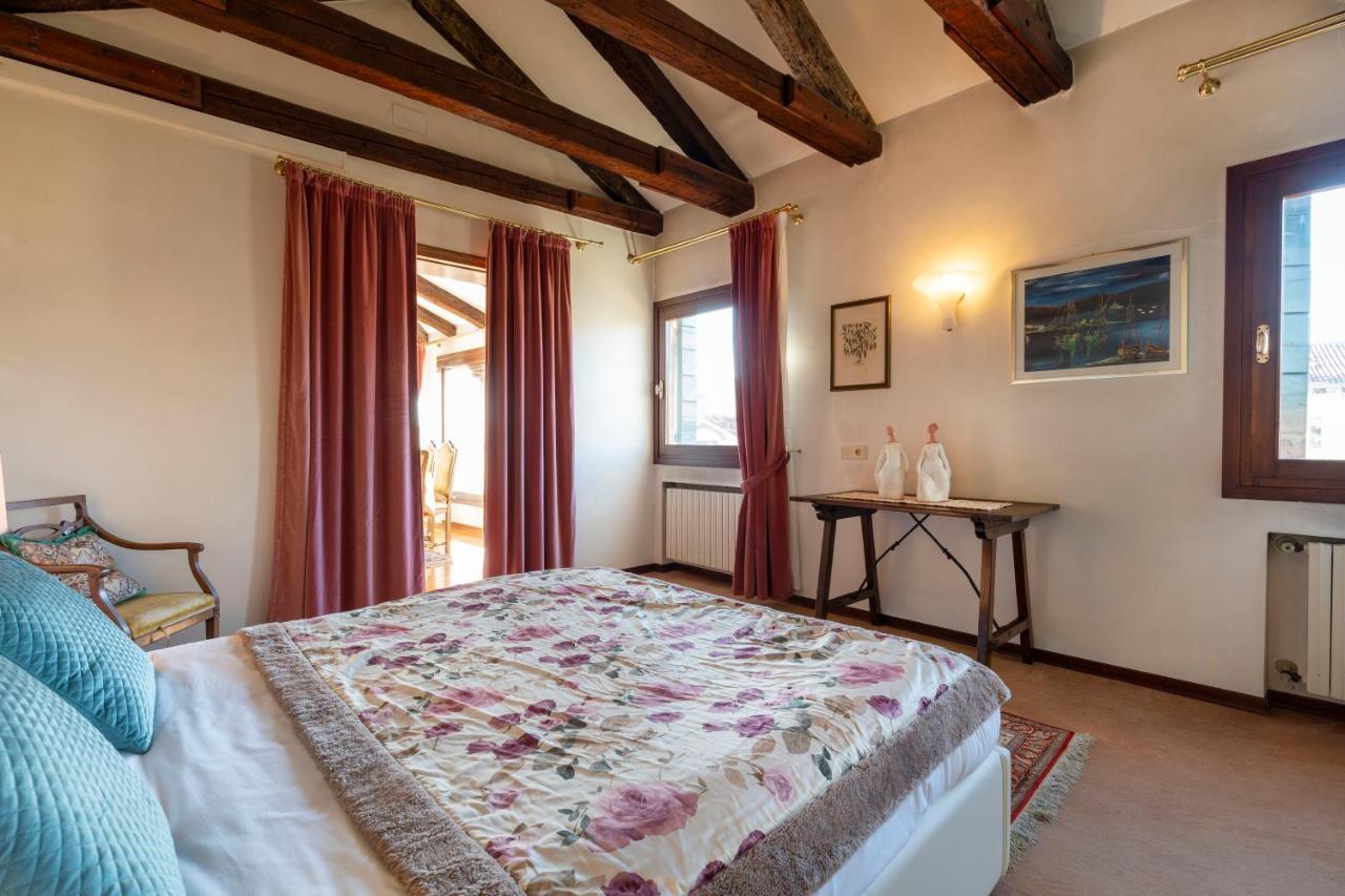 Palazzo Gradenigo By Wonderful Italy * Venice